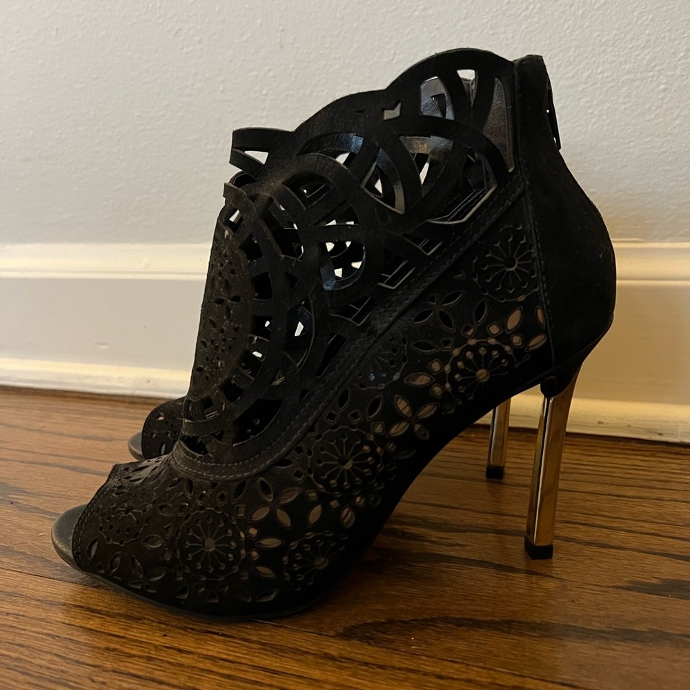 Sofia Z Heels